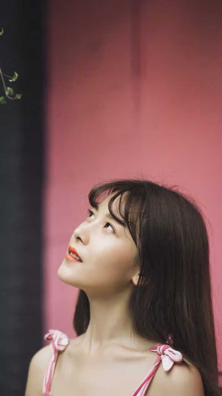 _猛龙队防守严密，成功遏制对手攻势_，猛龙队伍