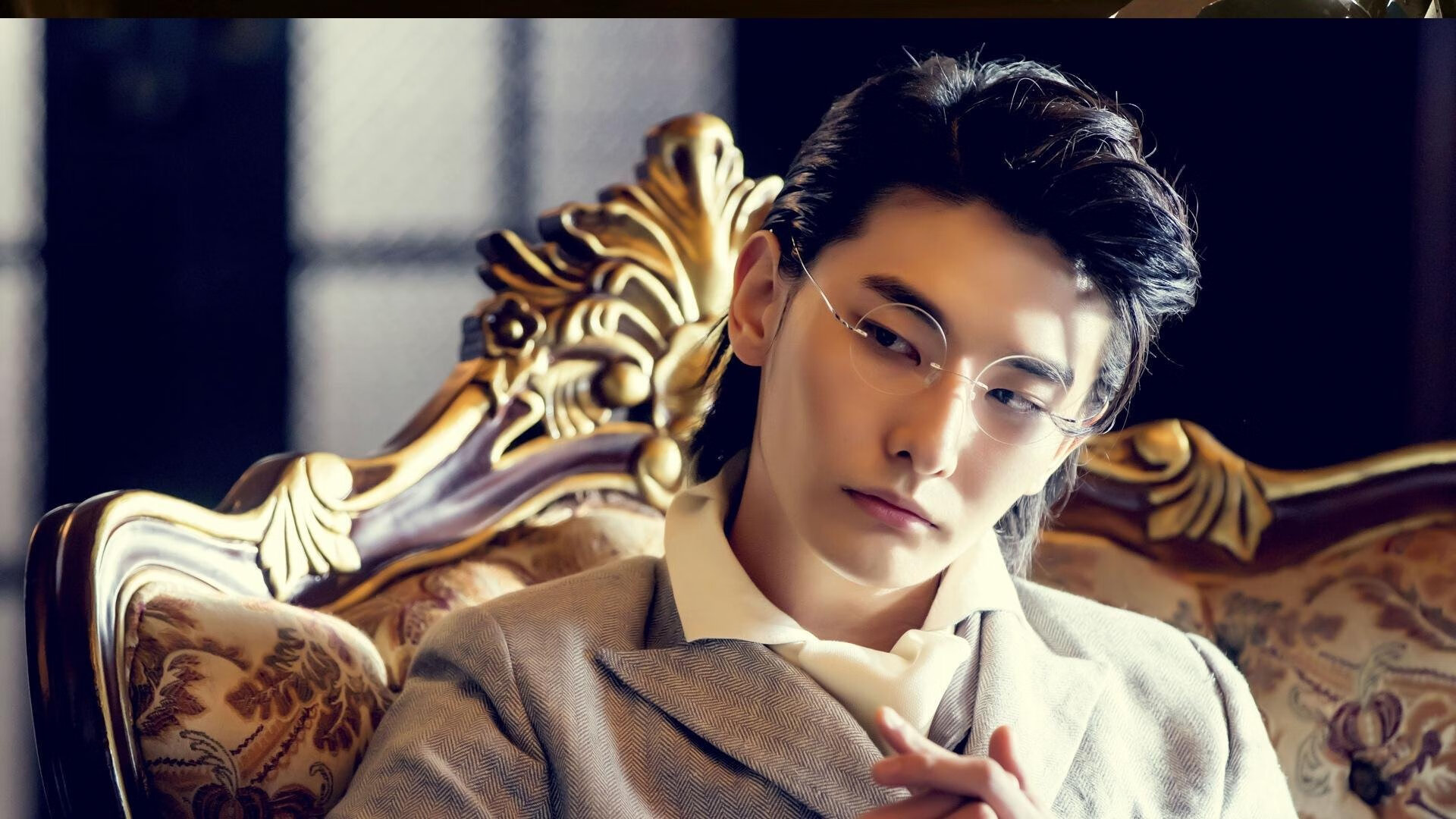 开云官方网站-国足队员团结协作，夺得国际赛桂冠，国足参赛名单