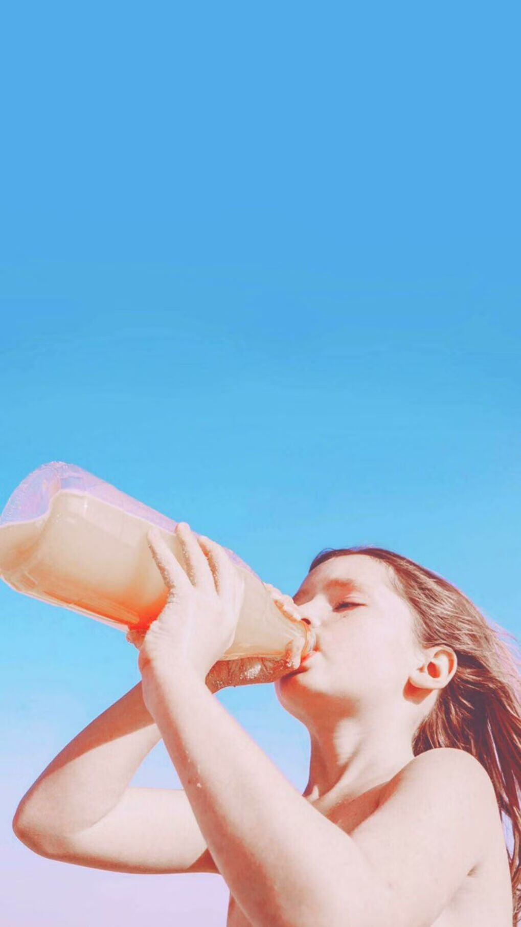 场地湿滑造成传球失误教练组赛后提出提高环境适应能力，场地湿可以打网球吗